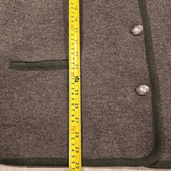 Vintage BOOS Pure New Wool Jacket With Edelweiss Embroidery Brown Size 46. - Picture 15 of 16